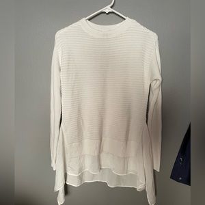 Simply Vera : Vera Wang white sweater (size XS)